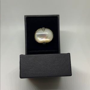 Vintage Mother of Pear ring